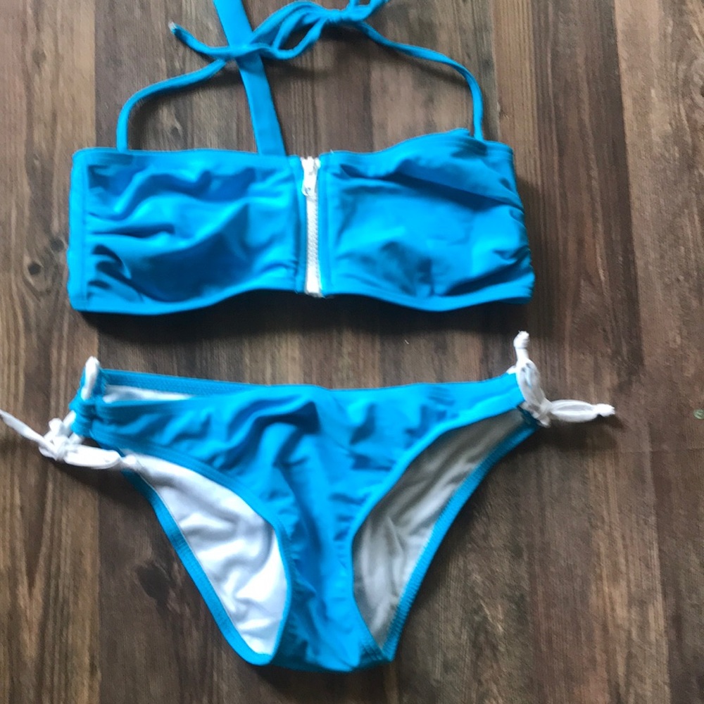 Bandeau bikini
